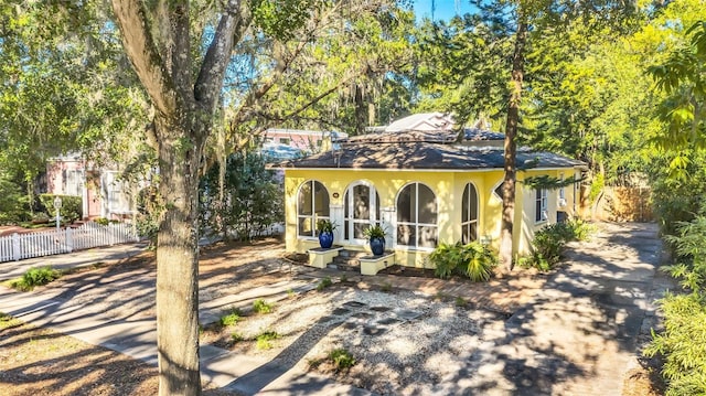 view of front of house