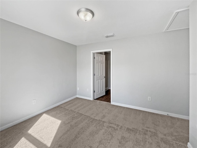 view of carpeted spare room