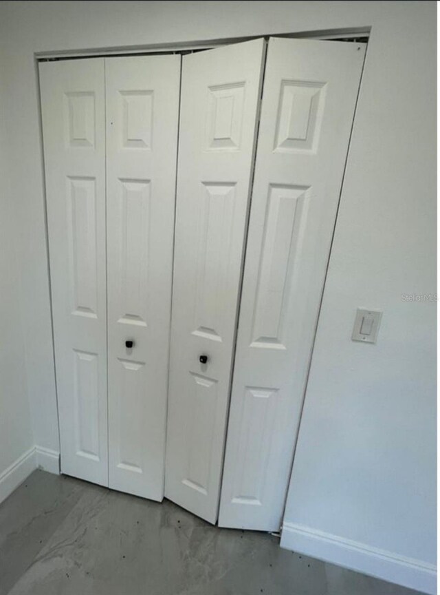 3458 NW 28th Ave, Okeechobee, FL 34972 - detailed view of baseboards