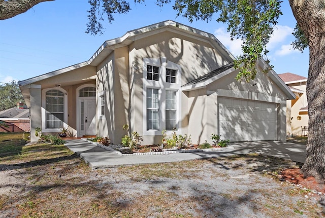 view of front of house featuring a garage