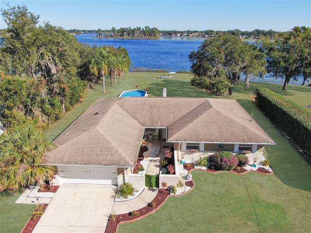 bird's eye view featuring a water view