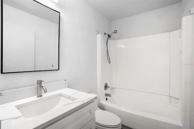 1621 Puritan, Winter Park, FL 32792 - full bathroom with toilet, vanity, and shower / bath combination
