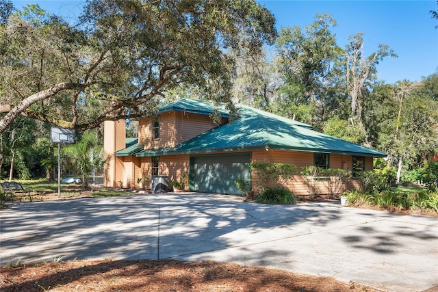 view of front facade with a garage