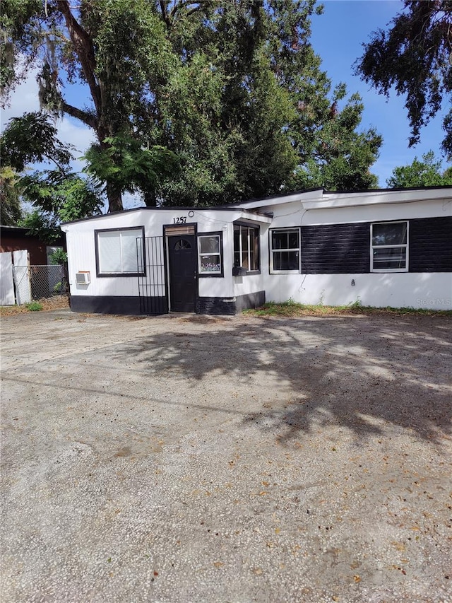 view of manufactured / mobile home