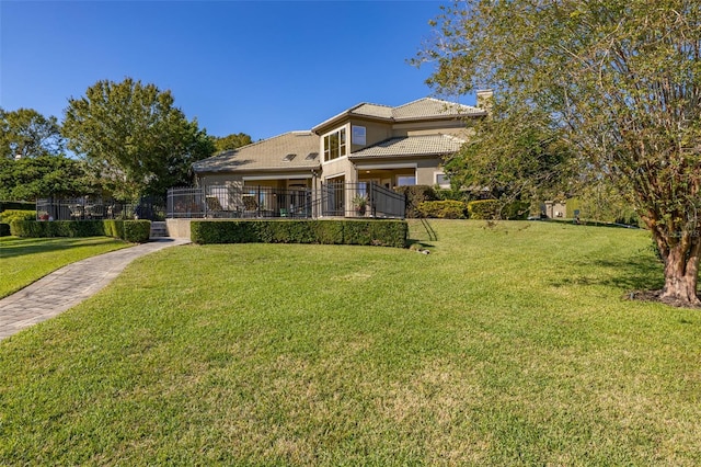 exterior space featuring a lawn