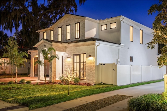 view of front of house with a front yard