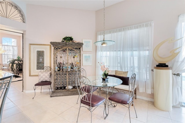 dining room with light tile patterned floors