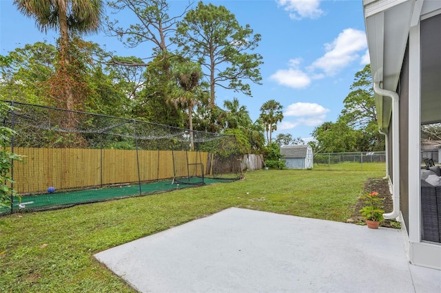 view of yard featuring a patio