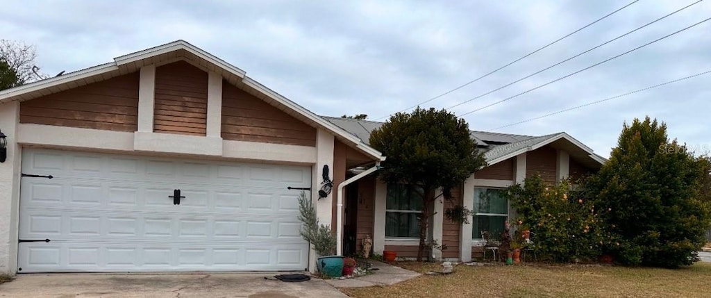 view of front of house with a garage