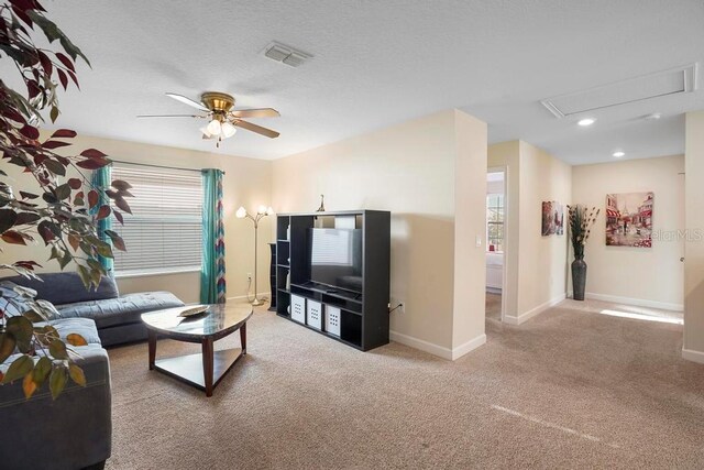 4738 Sleepy Hollow Dr, Kissimmee, FL 34746 - photo 38