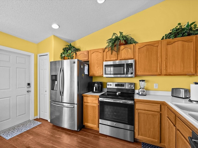 8057 Santee Dr, Kissimmee, FL 34747 - photo 6