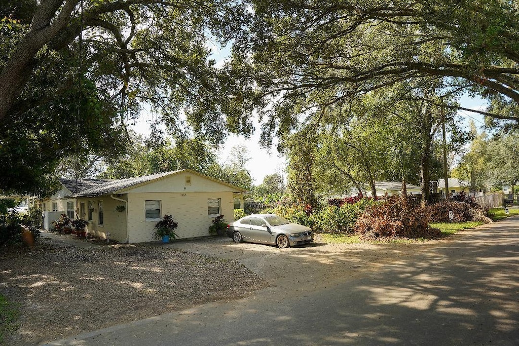 view of home's exterior