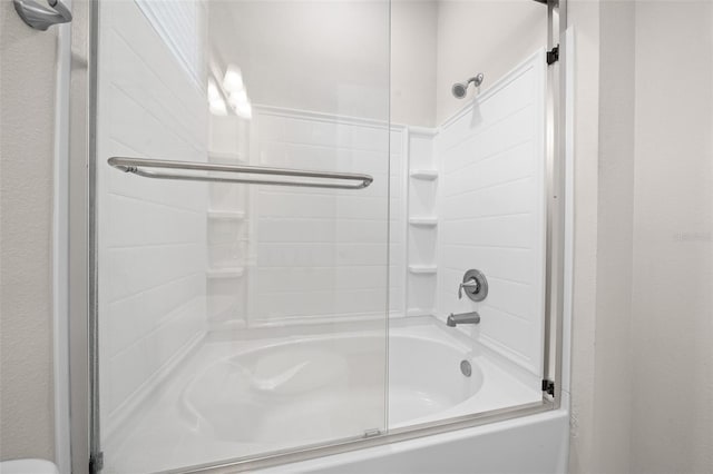 bathroom featuring enclosed tub / shower combo