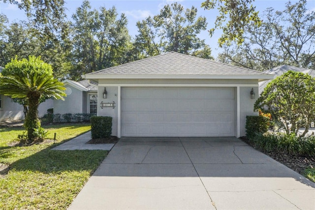 ranch-style home with a front yard