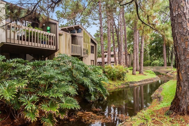 view of property's community featuring a water view