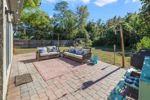 view of patio with outdoor lounge area