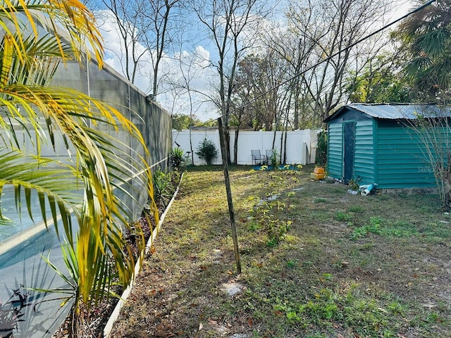 view of yard with a shed