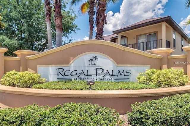 view of community / neighborhood sign