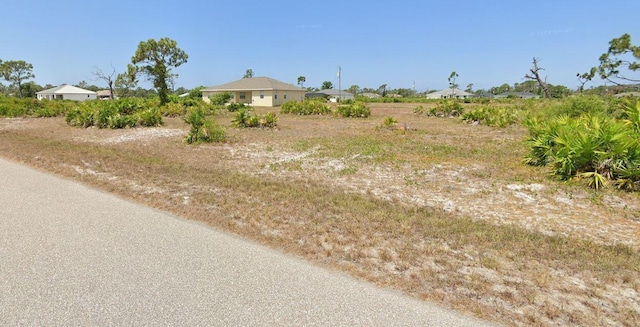 Listing photo 2 for 26 Dock Dr, Placida FL 33946