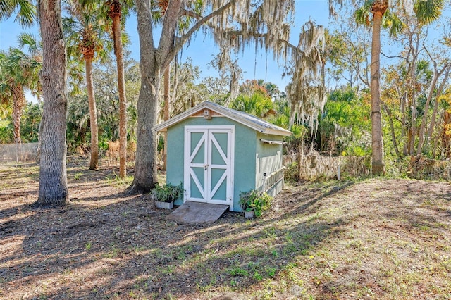 view of outbuilding