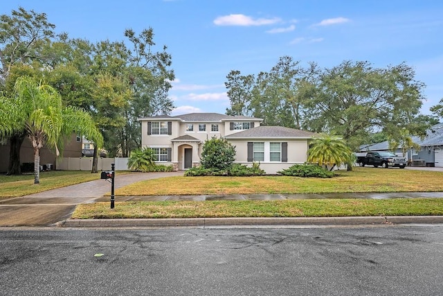 view of front facade with a front lawn