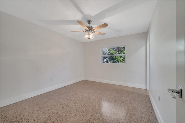 empty room with ceiling fan