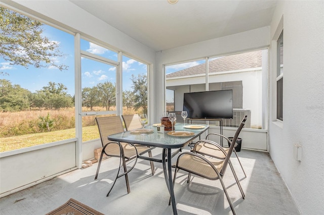 view of sunroom / solarium