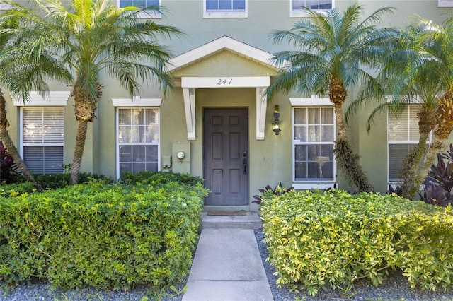 view of property entrance