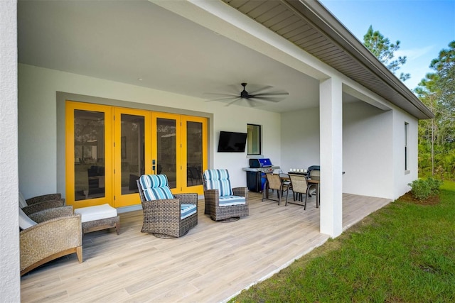 deck with ceiling fan