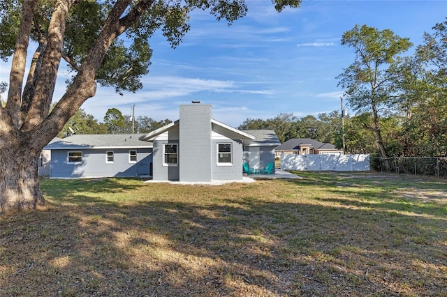 exterior space featuring a yard