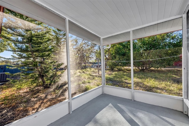 unfurnished sunroom with a healthy amount of sunlight