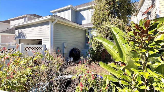 view of home's exterior