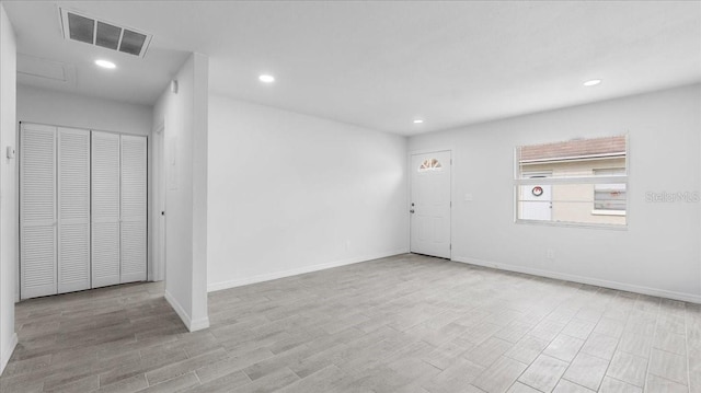 empty room featuring light hardwood / wood-style flooring