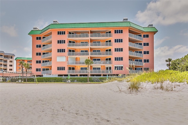 18400 Gulf Blvd Unit 1206, Indian Shores, FL 33785 - view of apartment building / complex