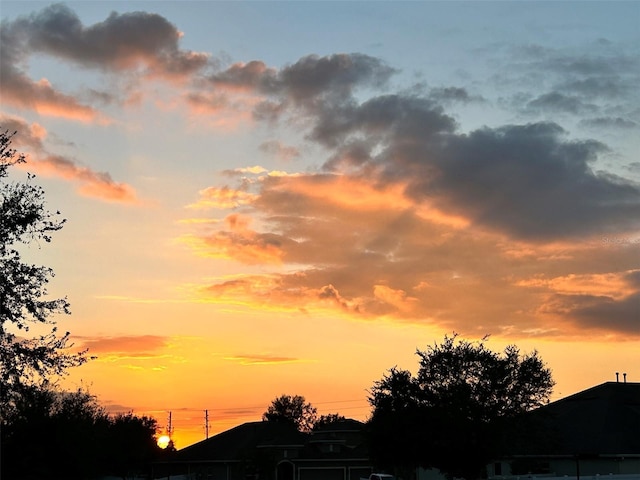 view of nature at dusk