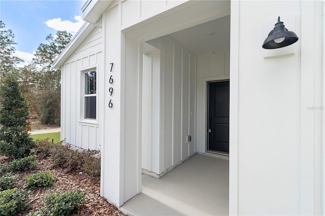 view of doorway to property