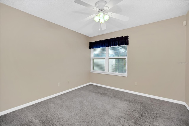 unfurnished room featuring carpet and ceiling fan