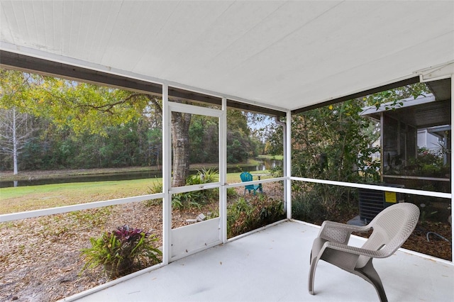 view of sunroom / solarium