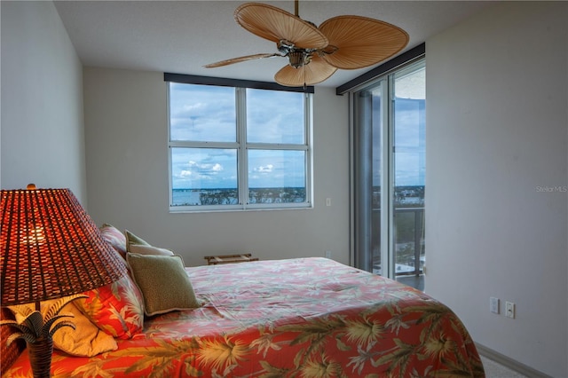 bedroom with ceiling fan