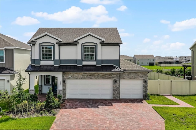 view of front facade featuring a garage