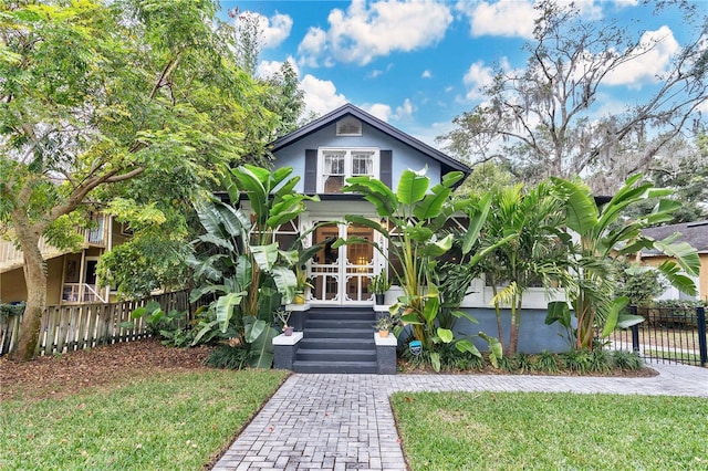 view of front of house with a front yard