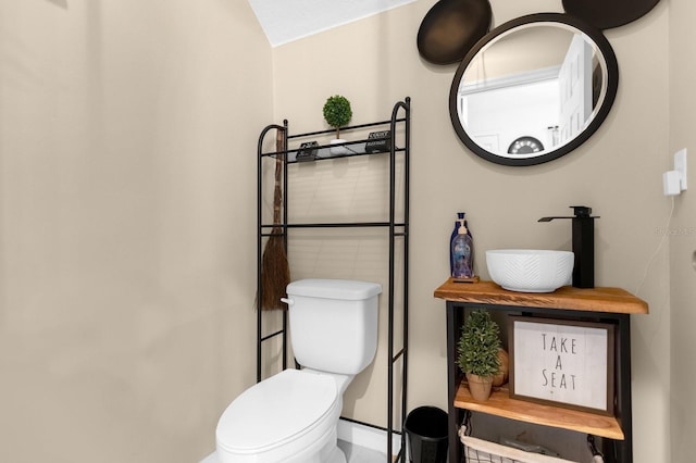 2097 Celebration Blvd, Celebration, FL 34747 - bathroom featuring toilet and a sink