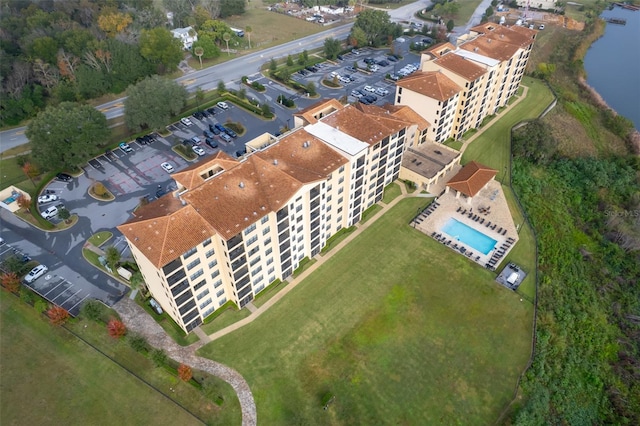 bird's eye view featuring a water view