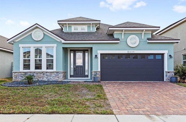 view of front of house featuring a garage