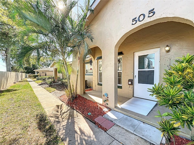 view of property entrance