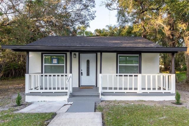 view of front of home with covered porch