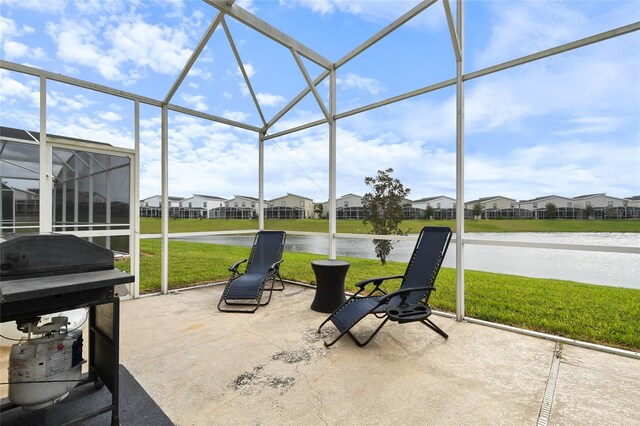 8942 Cabot Cliffs Dr, Davenport, FL 33896 - sunroom with a water view and a residential view