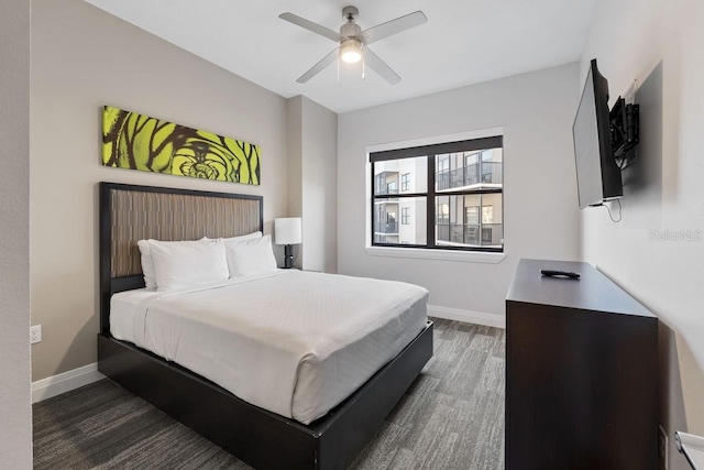 bedroom with ceiling fan