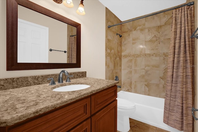 full bathroom featuring vanity, toilet, and shower / bath combo