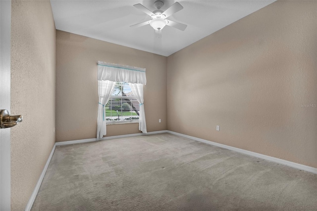 4112 Aberdeen Ln, Lake Wales, FL 33859 - spare room featuring carpet and a ceiling fan